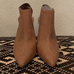 Tahari Kicks Pointed Toe Mules